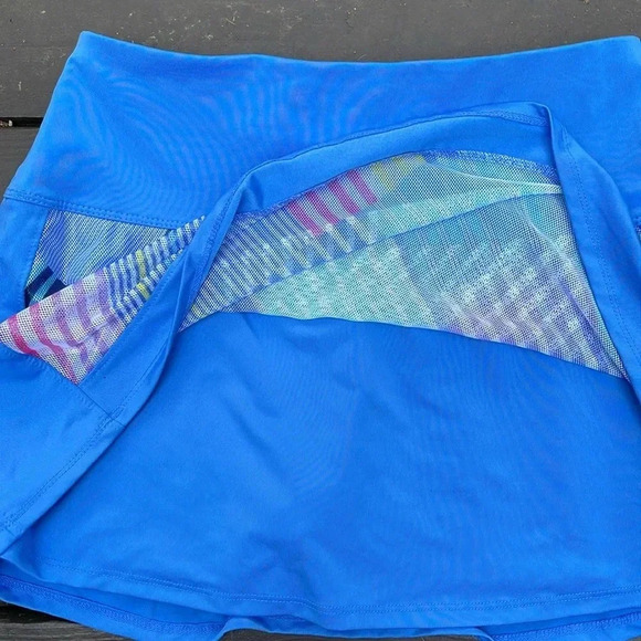 Lucky in love blue design tennis skirt size small - Picture 4 of 5